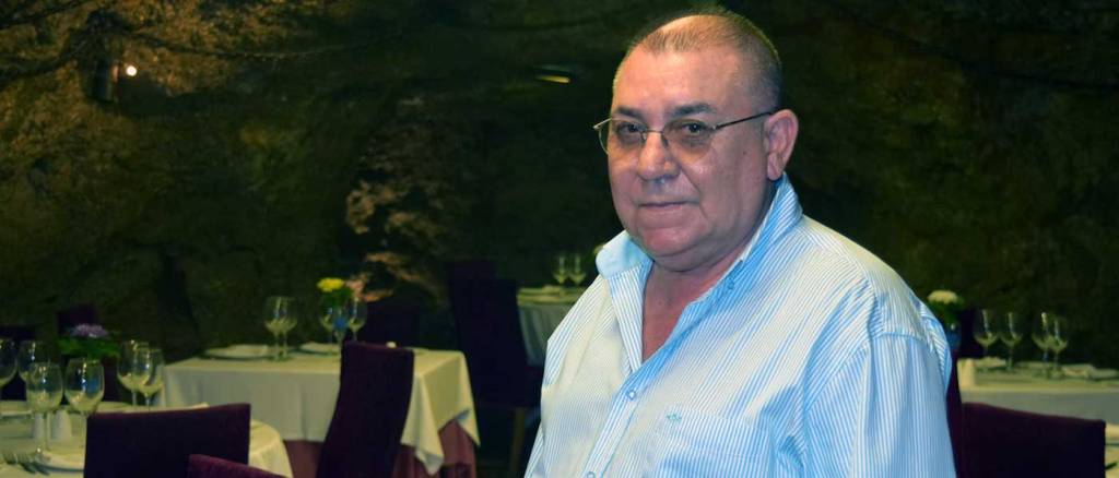 Nicolás Martínez, dueño del restaurante La Gruta. Foto de Miguel Blanco