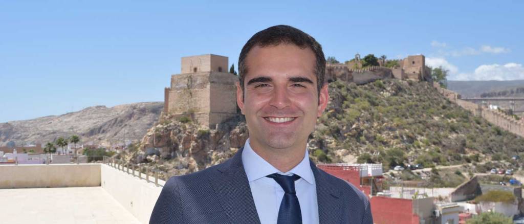 Ramón Fernández-Pacheco:  «Uno de los retos que he asumido como alcalde es hacer de Almería una capital cien por cien&nbsp;accesible»