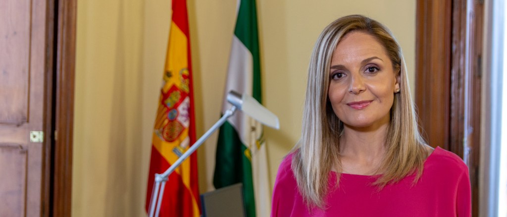 Maribel Sánchez, delegada de la Junta en Almería: «La prioridad de este Gobierno es poner todos los años como mínimo 150 millones de euros para depuración de&nbsp;agua”