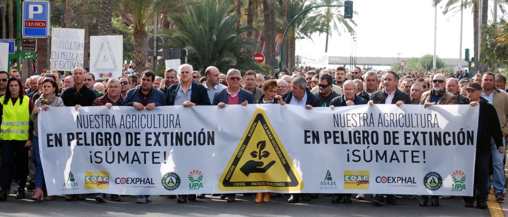 El agro almeriense se&nbsp;rebela