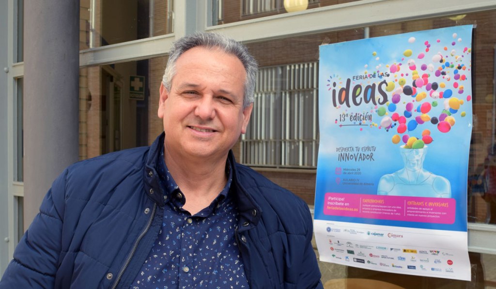 Carlos Cano, economista y profesor de la UAL: «Quiero pensar que saldremos con una sociedad fortalecida y más&nbsp;justa»