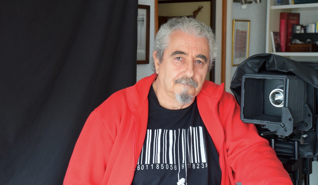 Carlos de Paz: “Cada vez me acerco más a la poesía, a la fotografía&nbsp;metafórica”