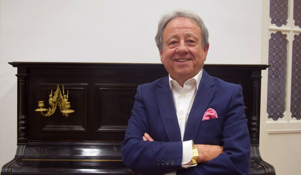 Enrique Martínez Leyva, publicista: «La IA va a transformar muchas comunicaciones, que no van a responder a un sentimiento o una realidad&nbsp;humana»