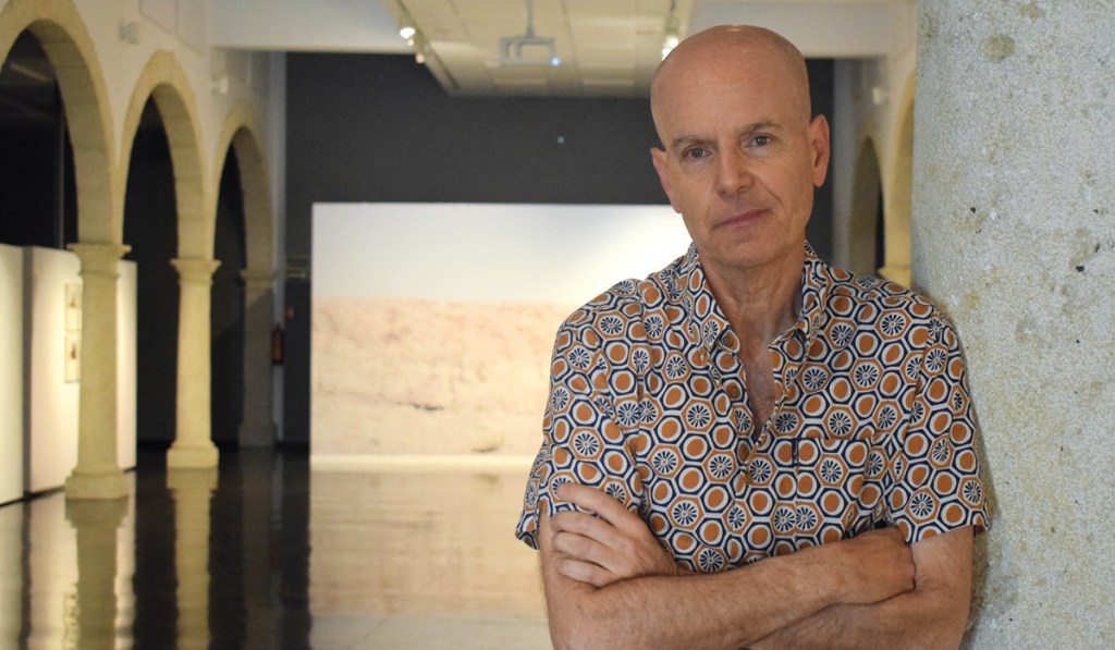 Juan María Rodríguez, director del Instituto Andaluz del Cine y la Fotografía: «Si una imagen la consumimos en la pantalla de un móvil mientras vamos por la calle, no estamos viendo&nbsp;nada»