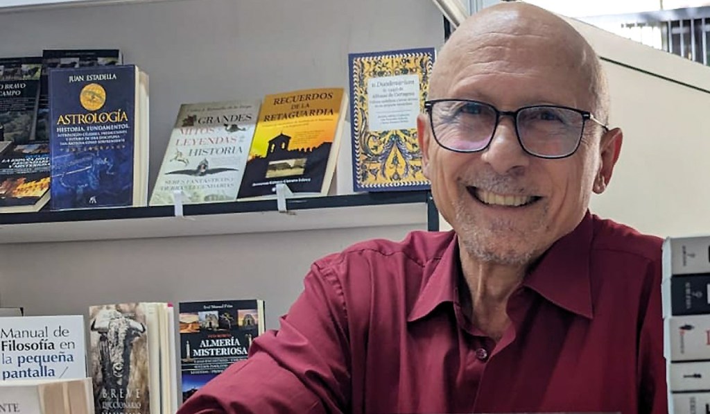 Manuel Gálvez Ibáñez: “Quien conozca la historia del judeoespañol se va a enamorar de ella como yo, porque es algo único,&nbsp;irrepetible”